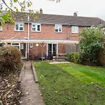 Brett Stays - Horfield - Home Away From Home - Sleeps 7