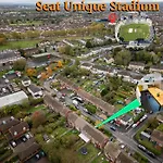 Brett Stays - Horfield - Home Away From Home - Sleeps 7
