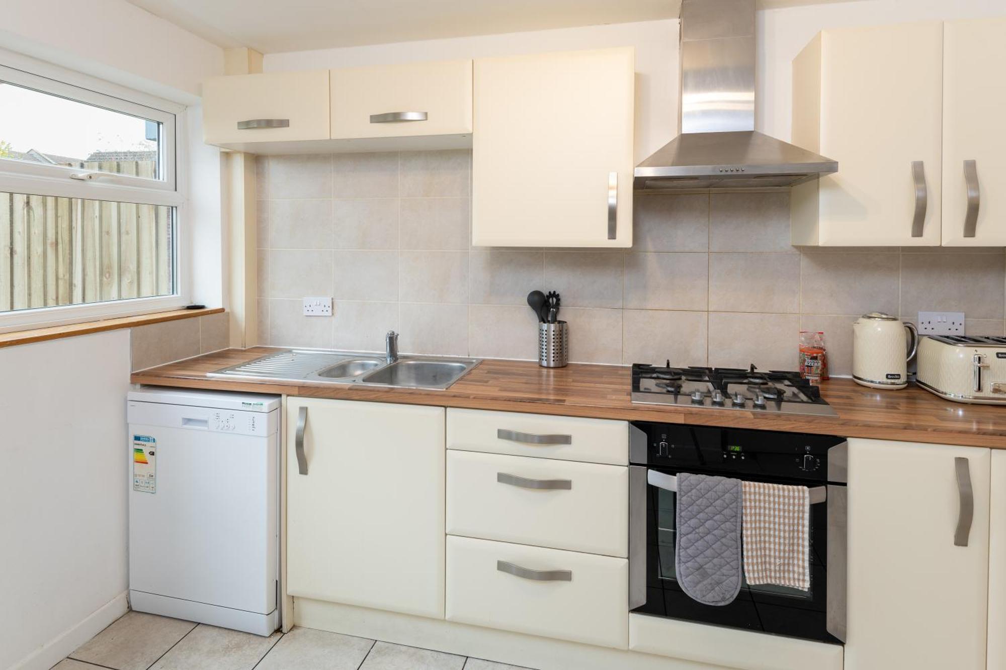 Сasa de vacaciones Brett - Horfield - Away From - Sleeps 7