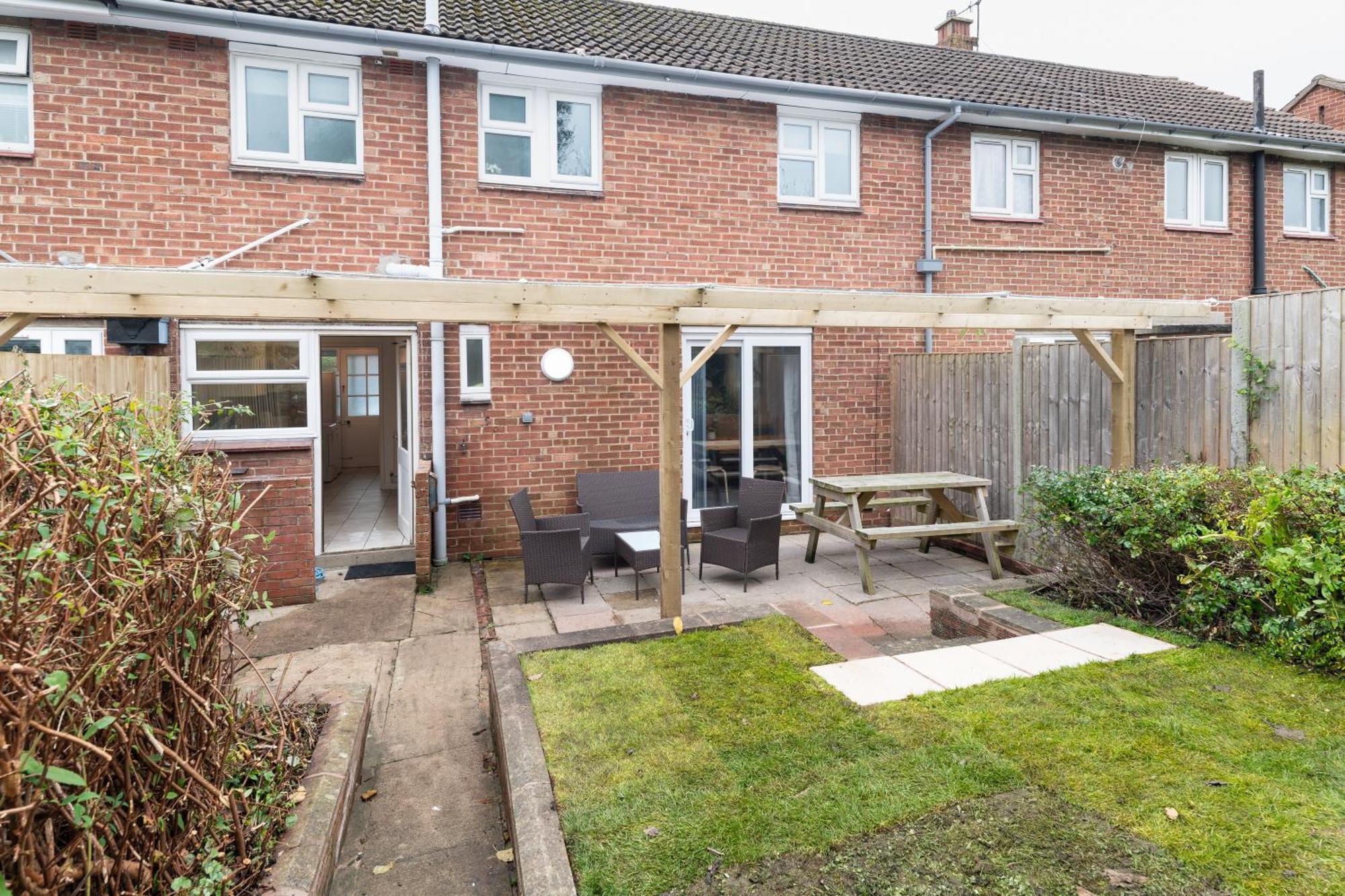 Brett - Horfield - Away From - Sleeps 7