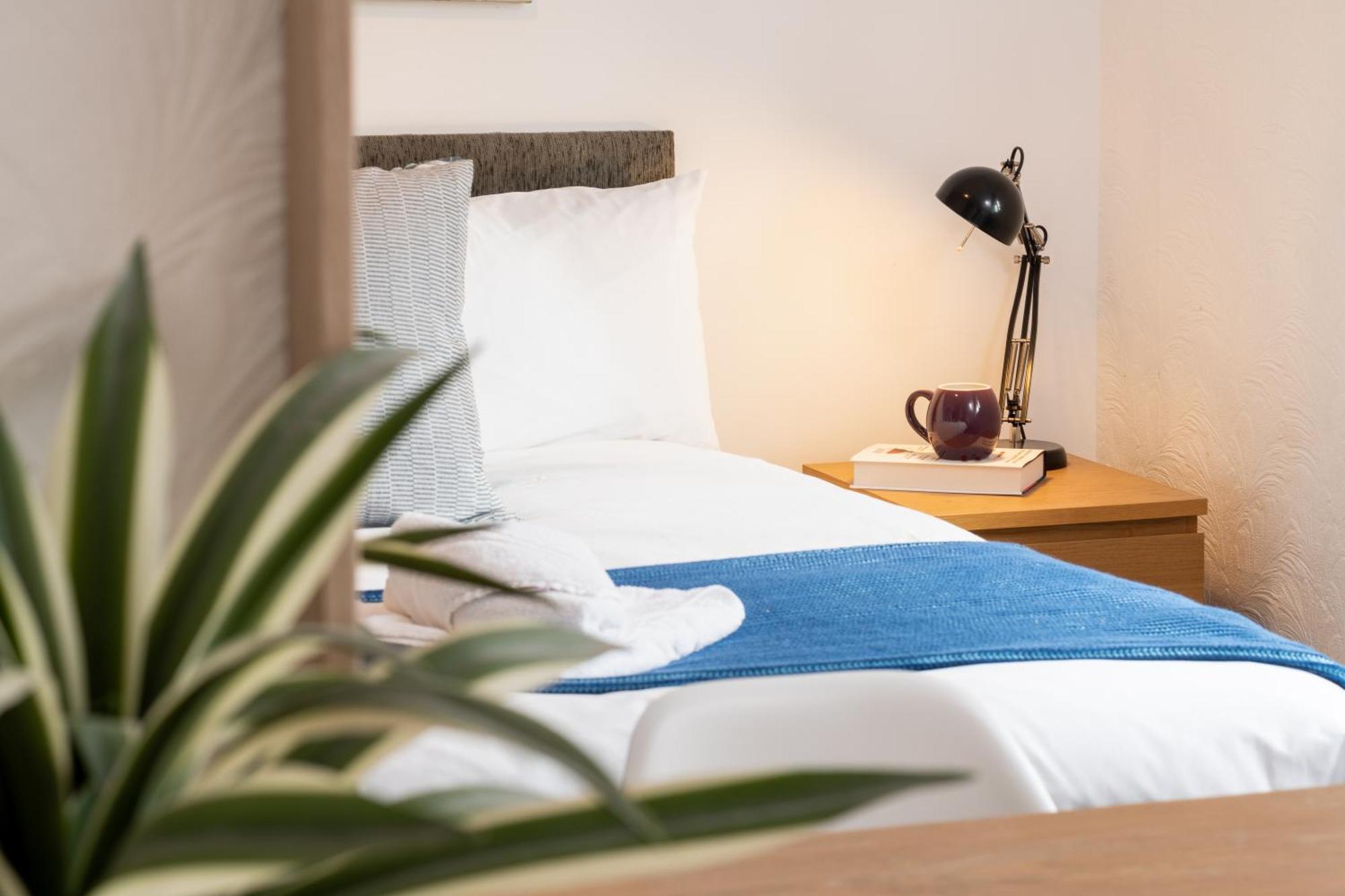 Brett - Horfield - Away From - Sleeps 7 Сasa de vacaciones *